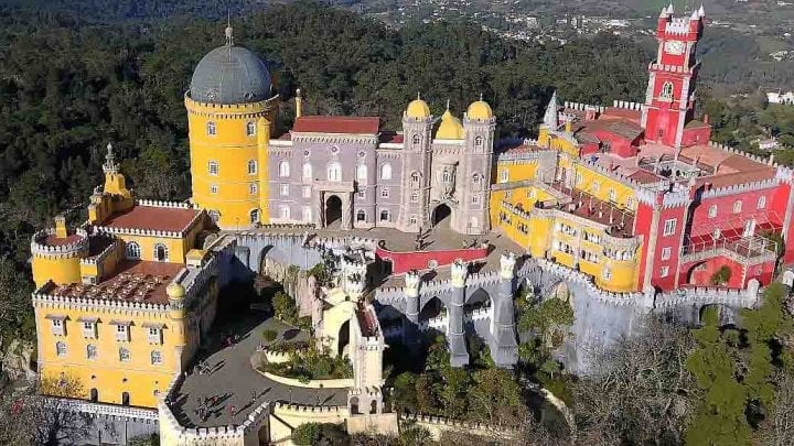 Sintra Cascais and Estoril private day tour