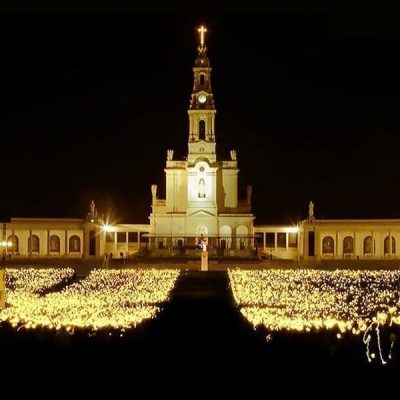 Paseo a Fátima Batalha Nazaré y Óbidos – 8h