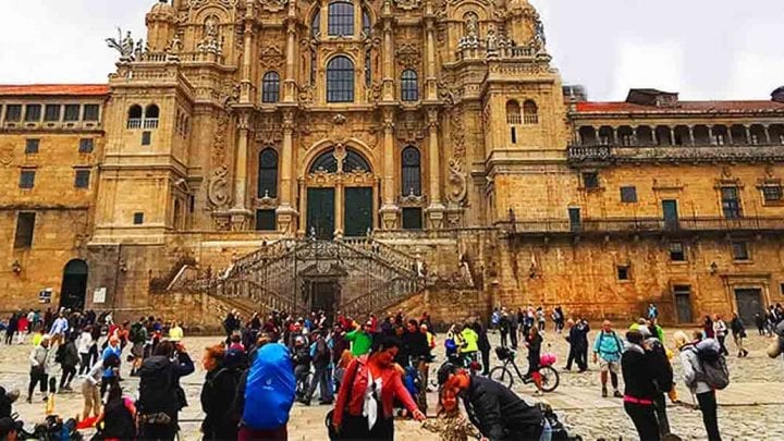 Paseo por Oporto y Santiago de Compostela – 12h
