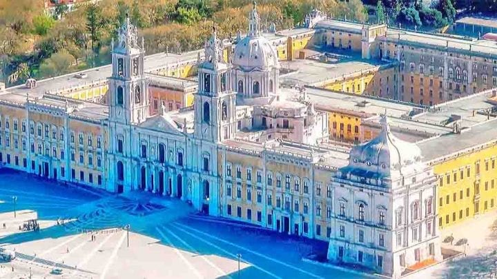Paseo por Sintra y Mafra – 8h
