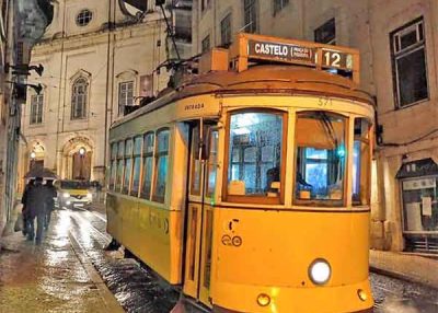 Passeio lisboa à noite com Fado show e jantar